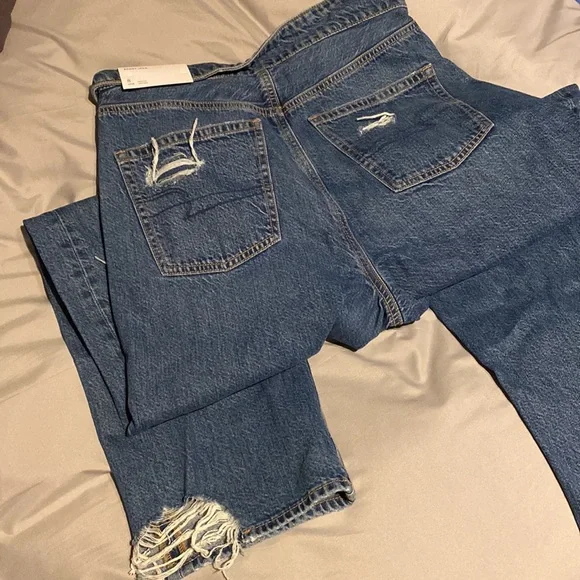 NWT AE Baggy Mom Jean - Picture 7 of 9